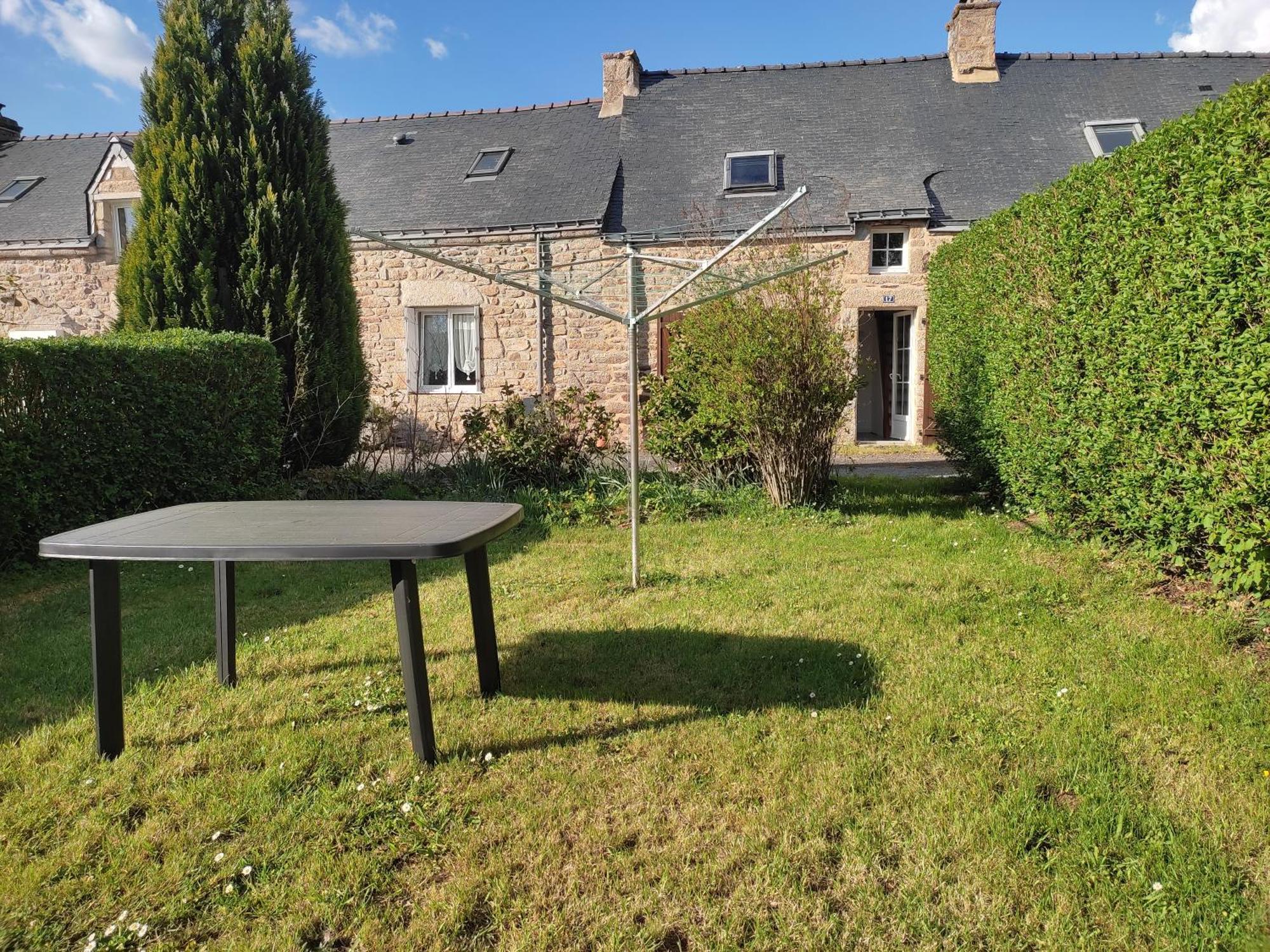 Petite Et Grande Longeres Familiale Avec Jardin - Nature & Plages Limerzel Exteriör bild